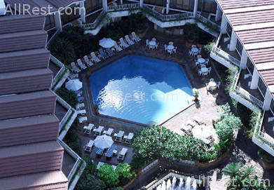 The Dusit Thani Hotel 20